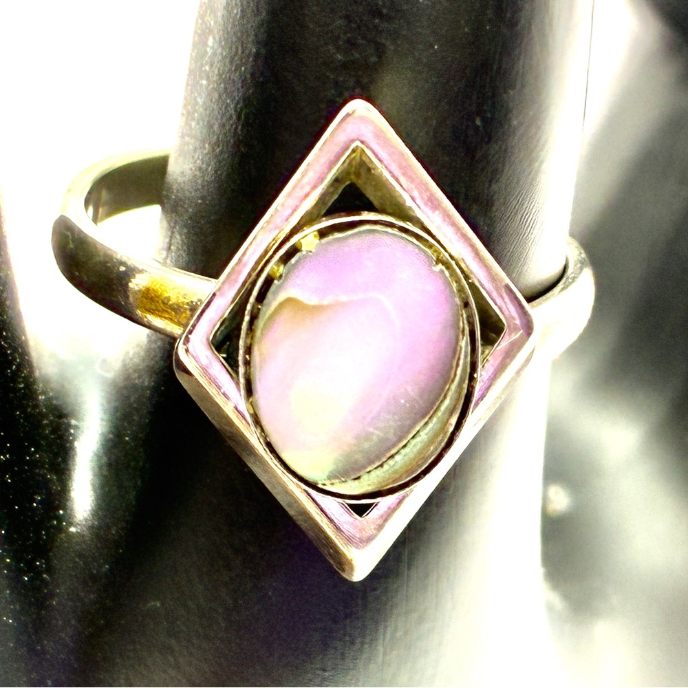 Vintage Artisan Abalone/Mother of Pearl Diamond Silver Toned Ring  Size 8.0